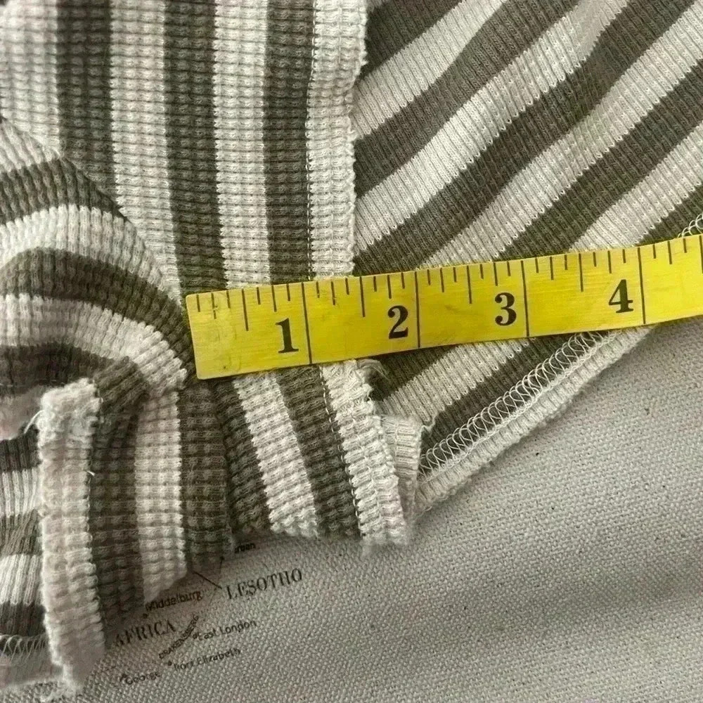 RYLEE + CRU  Striped Waffle Knit Shorts High Rise  Size Small - Picture 5 of 7